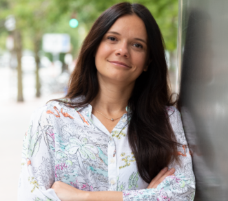 Dr. Victoria Popic